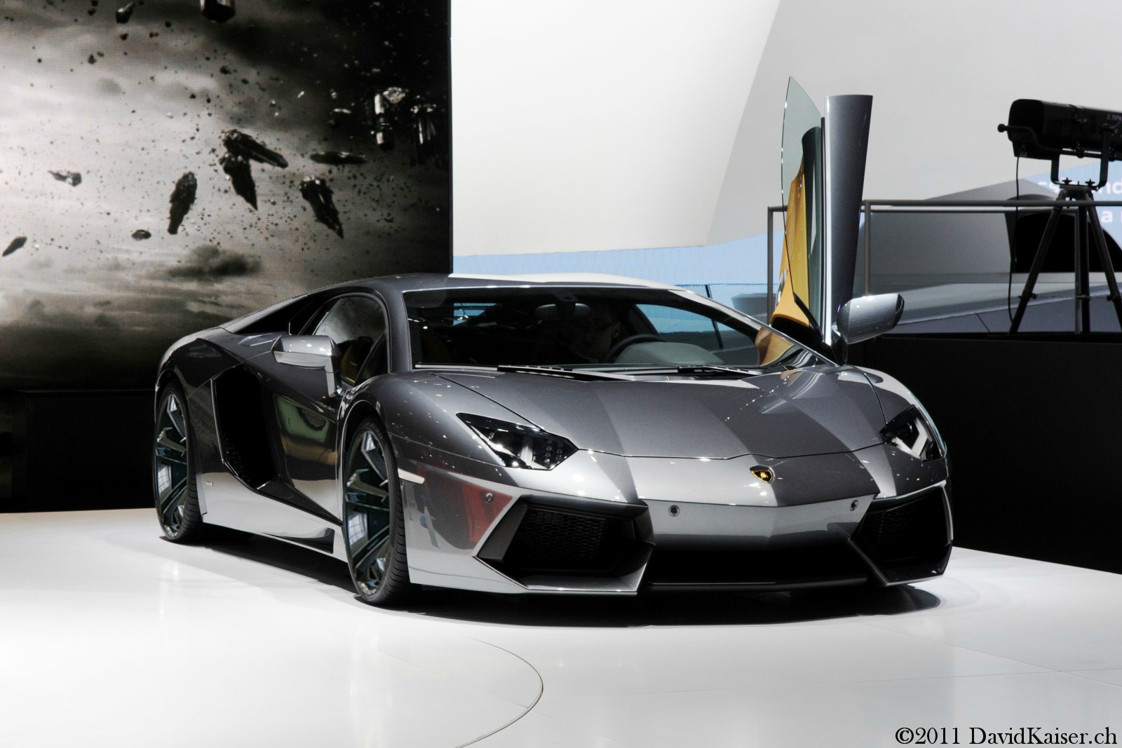 Name:  nrk9d.jpg
Views: 24
Size:  237.2 KB