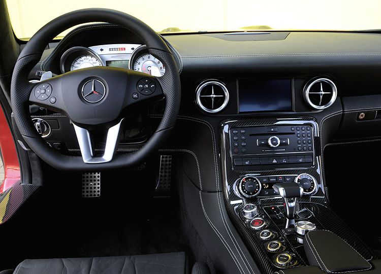 Name:  112_0910_13z+2010_mercedes_benz_SLS_AMG+interior_carbon_fiber.jpg
Views: 169
Size:  72.6 KB