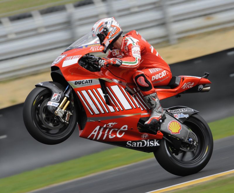 Name:  marco-melandri-wheelie-wallpaper-le-mans-260508-l.jpg
Views: 1594
Size:  79.6 KB