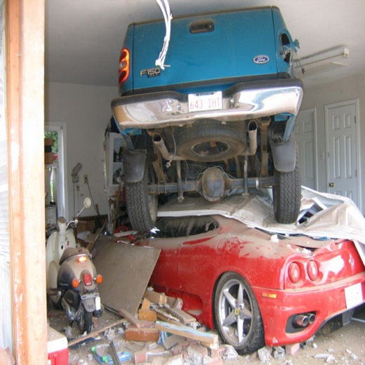 Name:  crash_01.jpg
Views: 230
Size:  199.9 KB