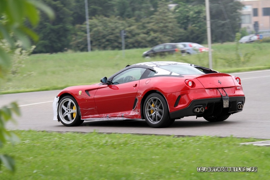 Name:  spyshots_ferrari_599_convertible_caught_testing_003.jpg
Views: 169
Size:  155.6 KB