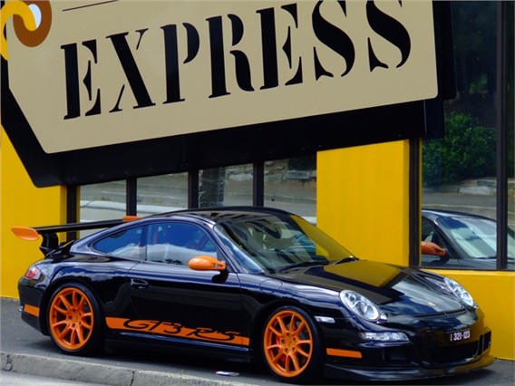 Name:  997_gt3_rs_black_with_orange_1-568-426.jpg
Views: 97
Size:  65.3 KB