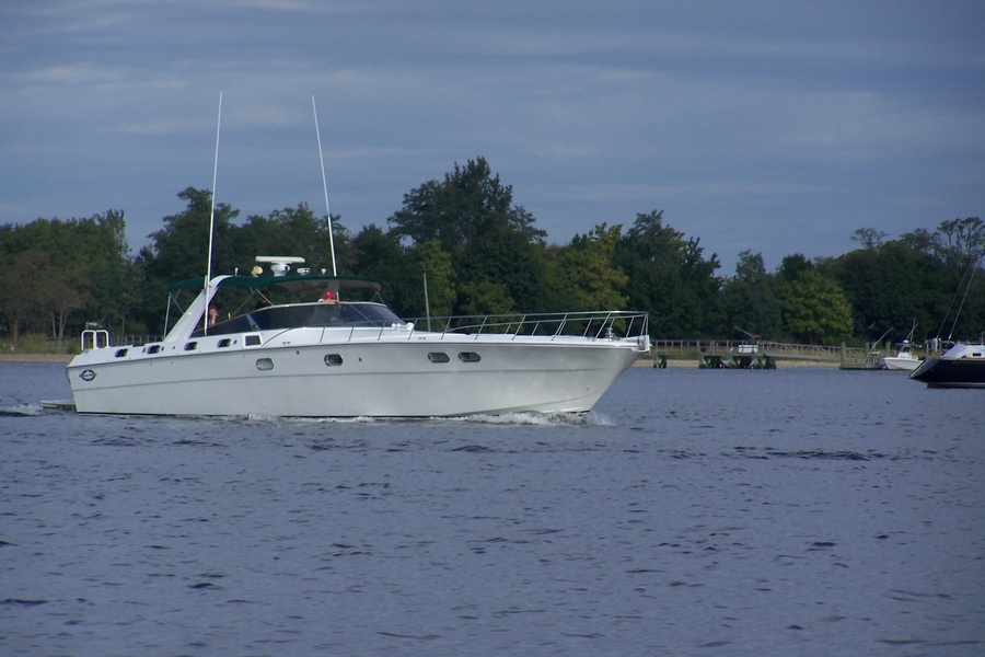 Name:  round long island boat race 030.jpg
Views: 2546
Size:  148.2 KB
