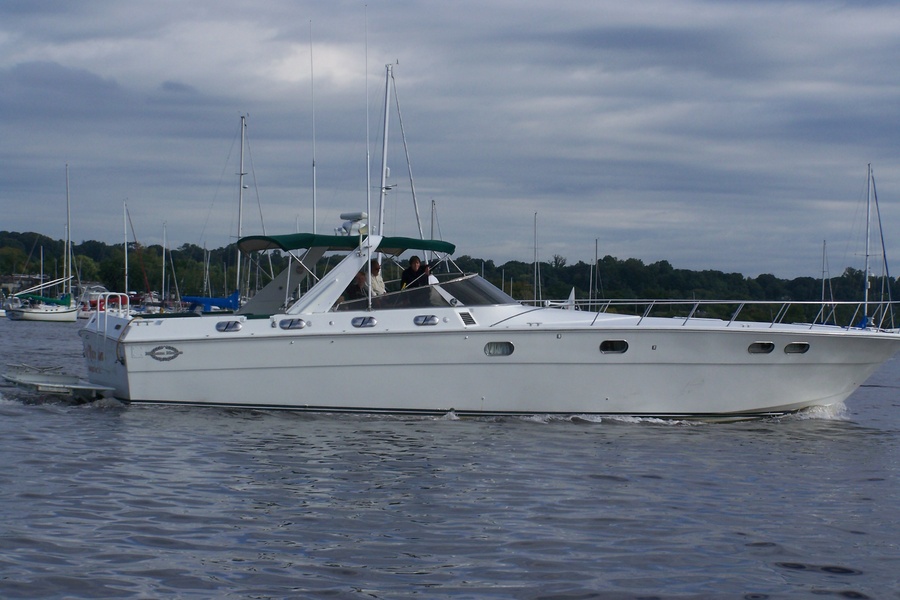 Name:  round long island boat race 033.jpg
Views: 2498
Size:  152.3 KB
