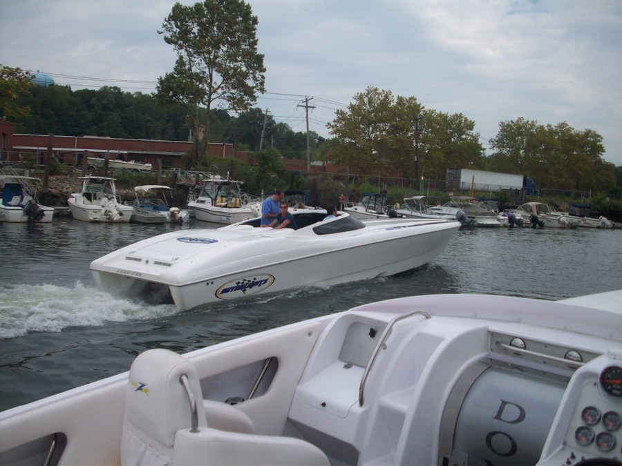 Name:  round long island boat race 018.jpg
Views: 1592
Size:  201.3 KB