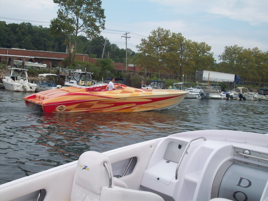 Name:  round long island boat race 044.jpg
Views: 1500
Size:  234.6 KB