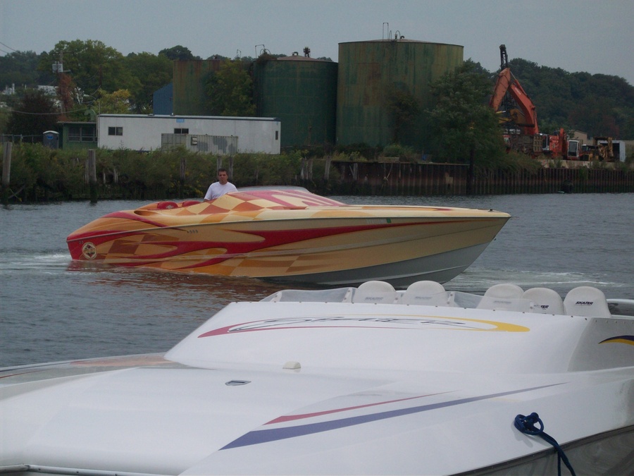 Name:  round long island boat race 046.jpg
Views: 1443
Size:  170.7 KB