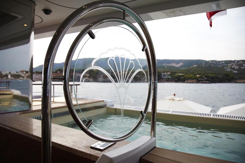 Name:  19 Main Aft Deck Pool.jpg
Views: 1308
Size:  86.2 KB