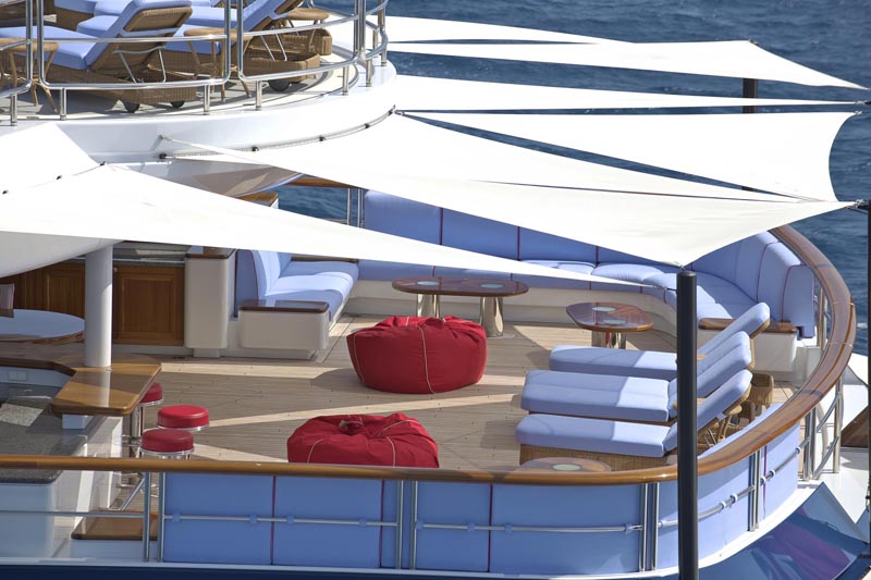 Name:  7 AftDeckZoom2.jpg
Views: 1178
Size:  96.0 KB