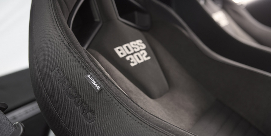 Name:  06-2013-ford-mustang-boss-302.jpg
Views: 910
Size:  103.5 KB