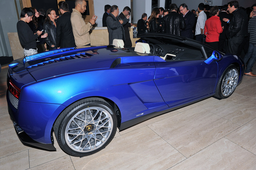 Name:  Lamborghini Gallardo LP 550-2 Spyder L.A. Auto Show (4).jpg
Views: 309
Size:  265.1 KB