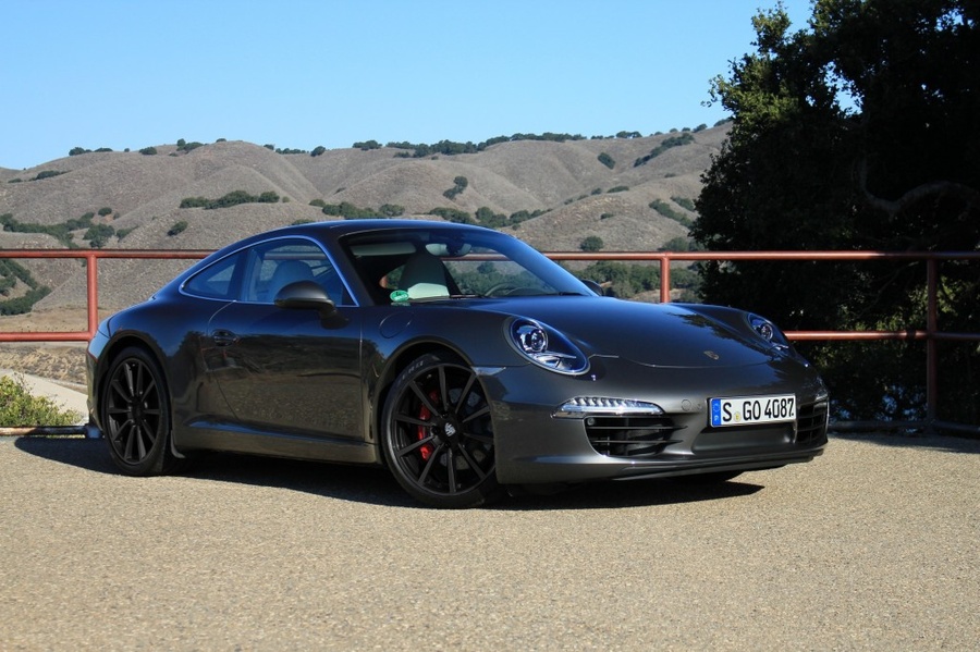 Name:  2012-porsche-911-first-drive_100369594_l.jpg
Views: 4000
Size:  202.6 KB