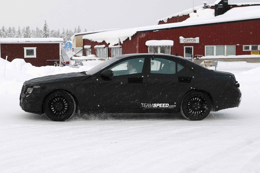 Name:  Mercedes S-class 003 copy.jpg
Views: 6040
Size:  168.4 KB