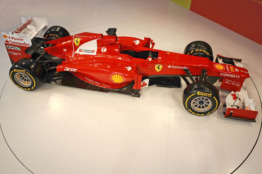 Name:  photogallery-the-new-scuderia-ferrari-singleseater-120052-new.jpg
Views: 508
Size:  204.7 KB