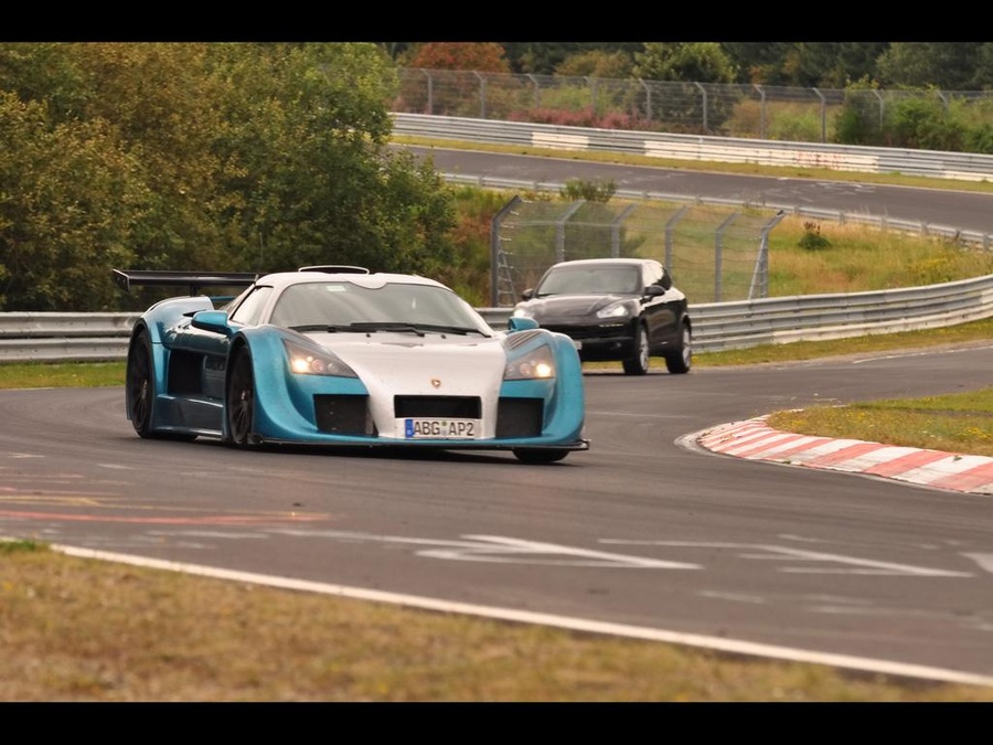 Name:  Gumpert Apollo Sport 2009 (N�rburgring lap record) (2).jpg
Views: 1845
Size:  183.2 KB