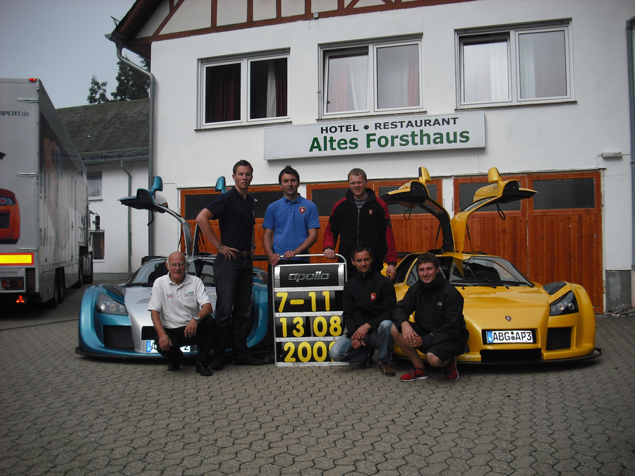 Name:  Gumpert Apollo Sport 2009 (N�rburgring lap record) (6).jpg
Views: 1748
Size:  290.2 KB