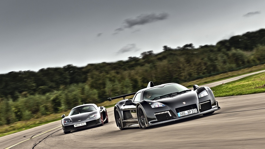 Name:  Gumpert Apollo vs. Noble M600 (1).jpg
Views: 1174
Size:  138.3 KB