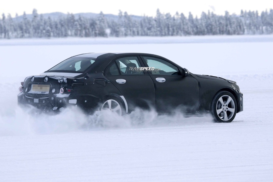 Name:  Mercedes C-class 004 copy.jpg
Views: 2081
Size:  109.1 KB