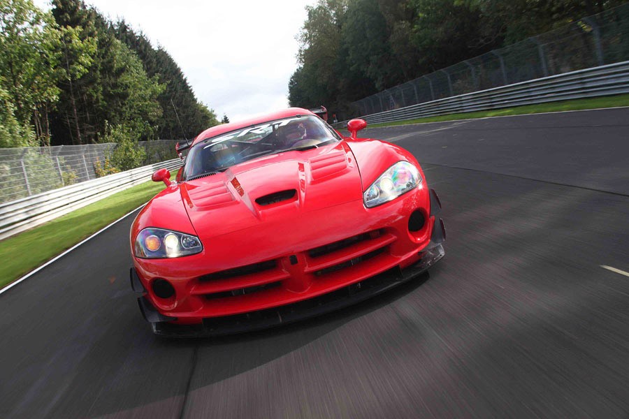 Name:  03-viper-acr-x-nurburgring.jpg
Views: 4172
Size:  119.2 KB