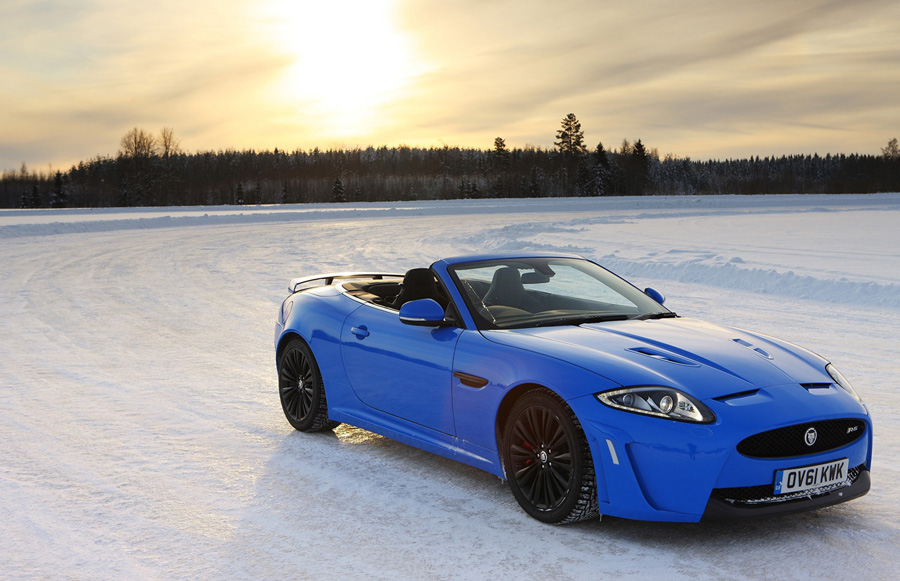 Name:  2012-Jaguar-XKR-S-Convertible-Nordic-Drive-Blue-Front-And-Side-1280x960.jpg
Views: 3946
Size:  197.3 KB