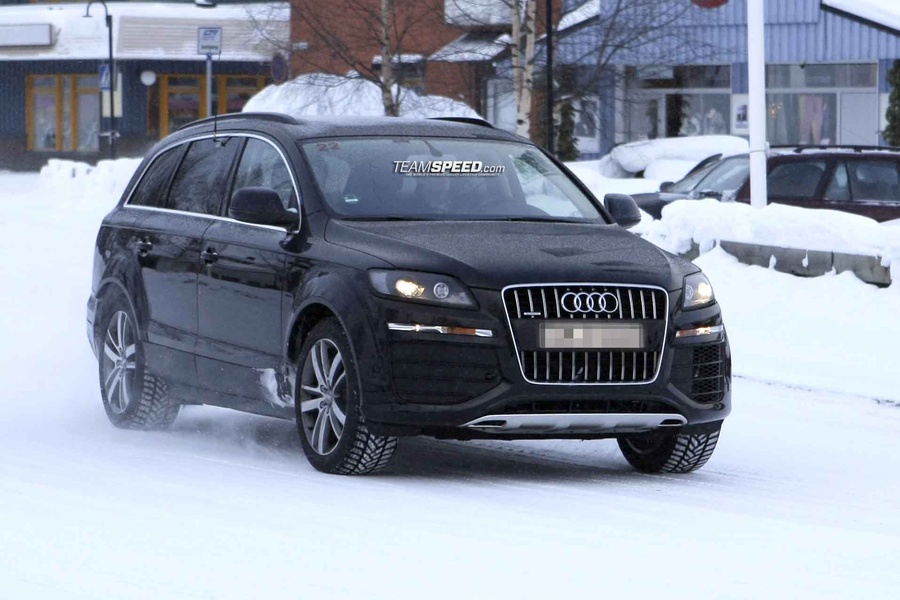 Name:  Audi Q7 mule 001.jpg
Views: 1937
Size:  158.2 KB