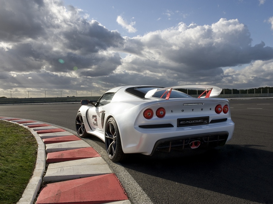 Name:  Lotus Exige S 2012 (6).jpg
Views: 730
Size:  203.0 KB