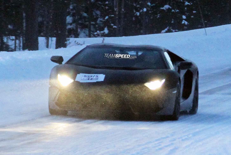 Name:  aventador roadster 7.jpg
Views: 4675
Size:  180.8 KB