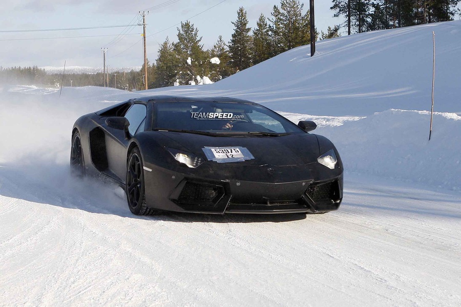 Name:  Lamborghini Aventador Roadster 001 copy.jpg
Views: 1395
Size:  198.3 KB