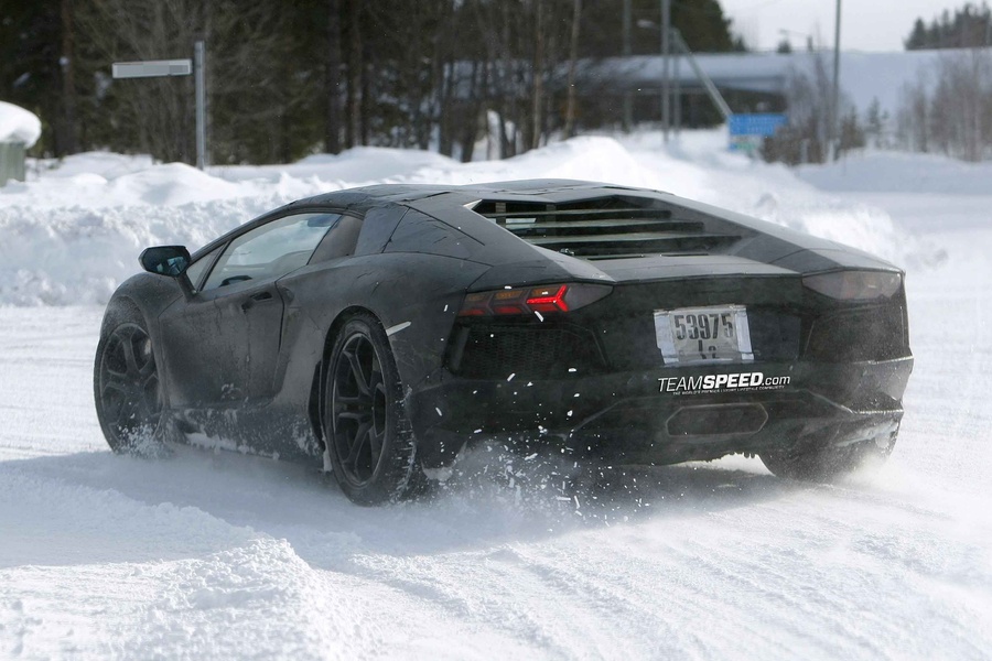 Name:  Lamborghini Aventador Roadster 003 copy.jpg
Views: 1380
Size:  174.8 KB