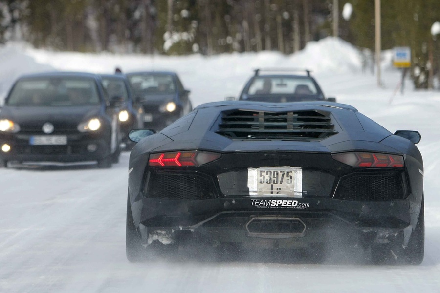 Name:  Lamborghini Aventador Roadster 005 copy.jpg
Views: 1421
Size:  144.7 KB