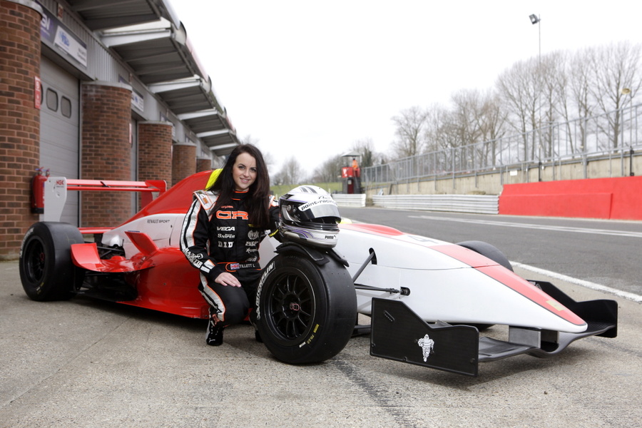 Name:  Tillett_to_pursue_F1_dream_with_Formula_Renault_BARC_deal_Renault_Sport_UK_30579.jpg
Views: 876
Size:  198.9 KB
