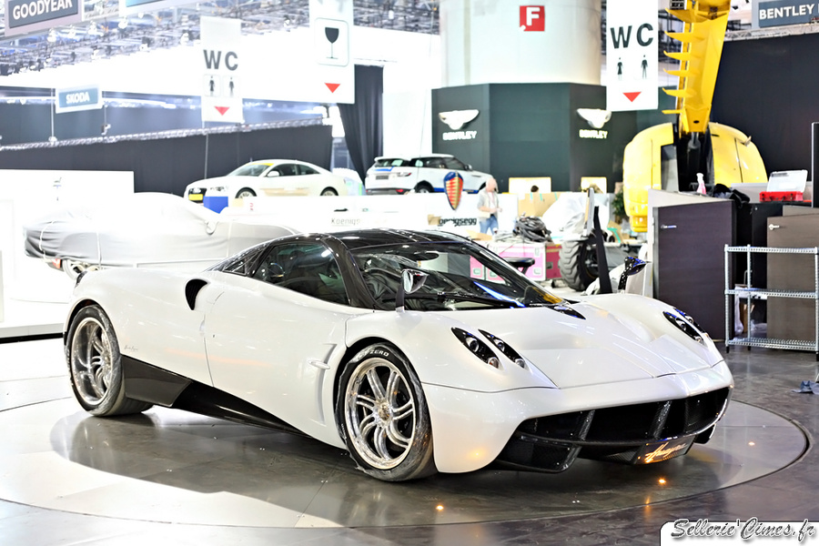 Name:  1330903321Pagani Huayra 001.jpg
Views: 1562
Size:  232.2 KB