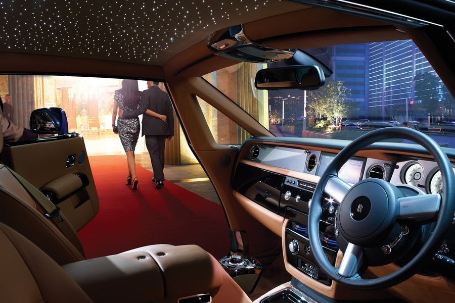 Name:  2013-Rolls-Royce-Phantom-Series-II-26[2].jpg
Views: 2583
Size:  208.1 KB