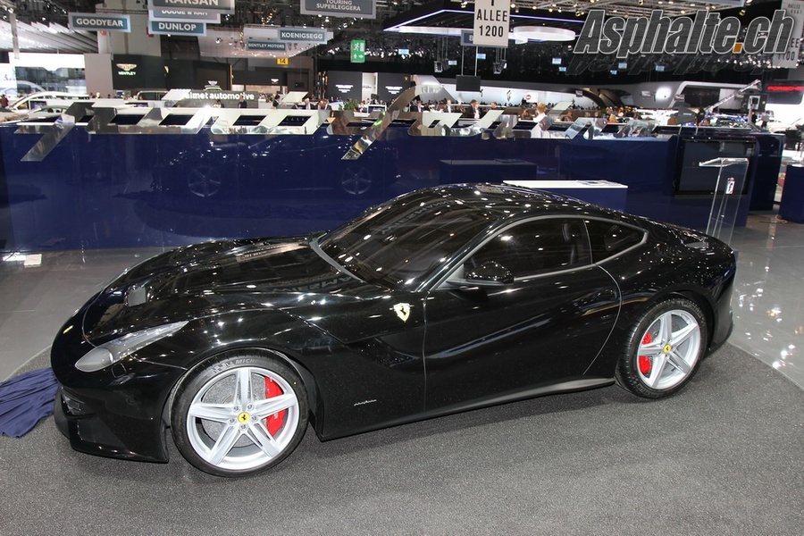 Name:  ferrari-f12-berlinetta-black-22.jpg
Views: 19822
Size:  248.1 KB