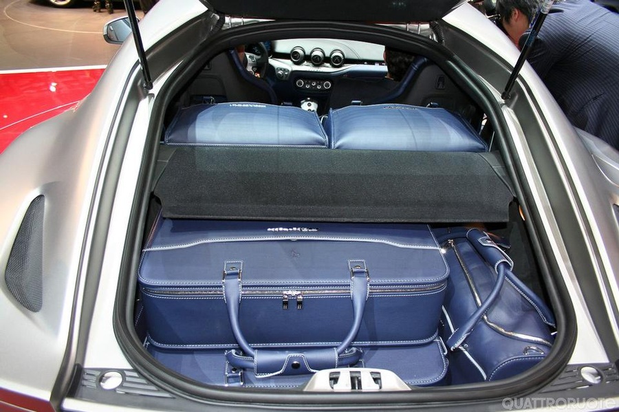 Name:  376057_1531_big_2012-stand-ferrari-ginevra-121.jpg
Views: 2162
Size:  204.3 KB