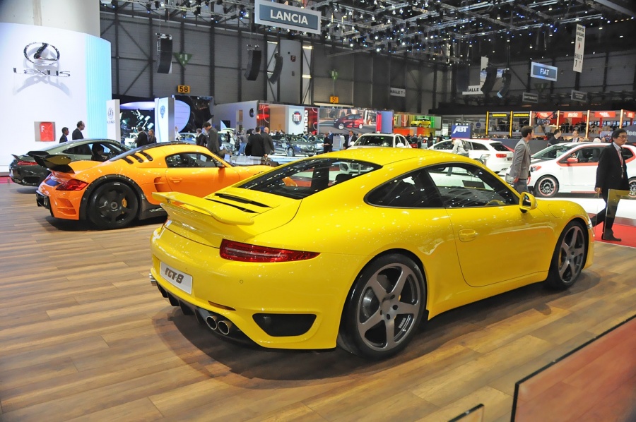 Name:  ruf911_5_060312.jpg
Views: 2765
Size:  229.3 KB