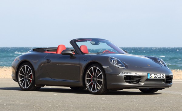 Name:  2012-porsche-911-ffffcarrera-s-cabriolet-39_gallery_image_large.jpg
Views: 2834
Size:  42.6 KB