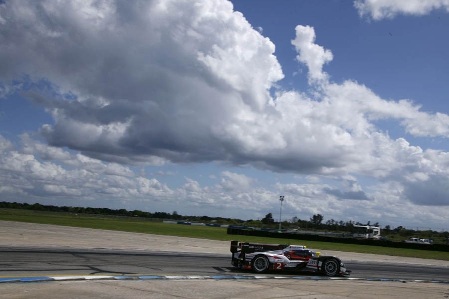 Name:  Audi R18 at Sebring 2012 (7).jpg
Views: 181
Size:  129.4 KB