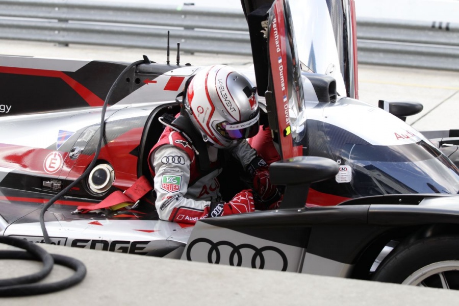 Name:  Audi R18 at Sebring 2012 (16).jpg
Views: 133
Size:  172.3 KB