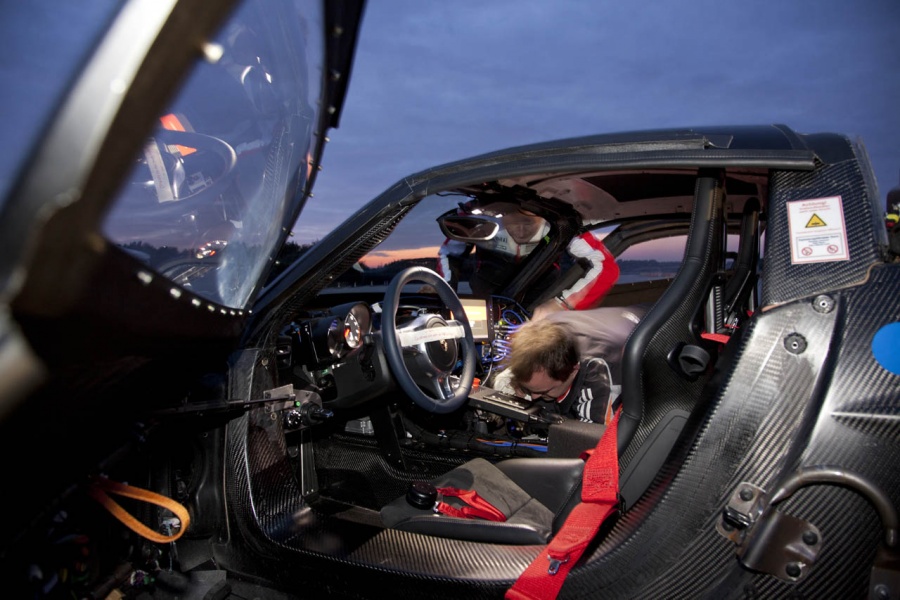 Name:  Porsche 918 Prototype (15).jpg
Views: 509
Size:  172.1 KB