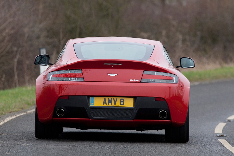 Name:  d5_aston_martin_v8_vantage.jpg
Views: 2116
Size:  166.5 KB