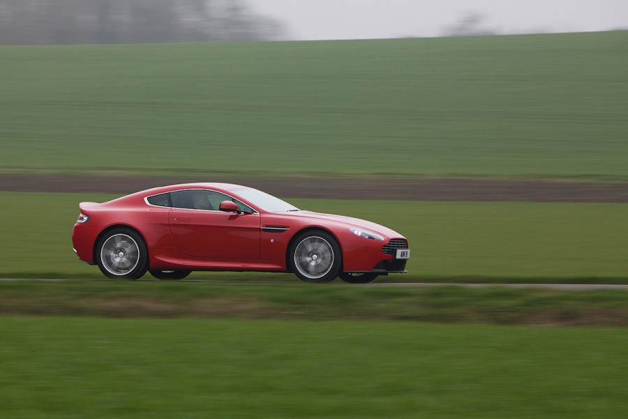 Name:  d7_aston_martin_v8_vantage.jpg
Views: 2082
Size:  108.0 KB