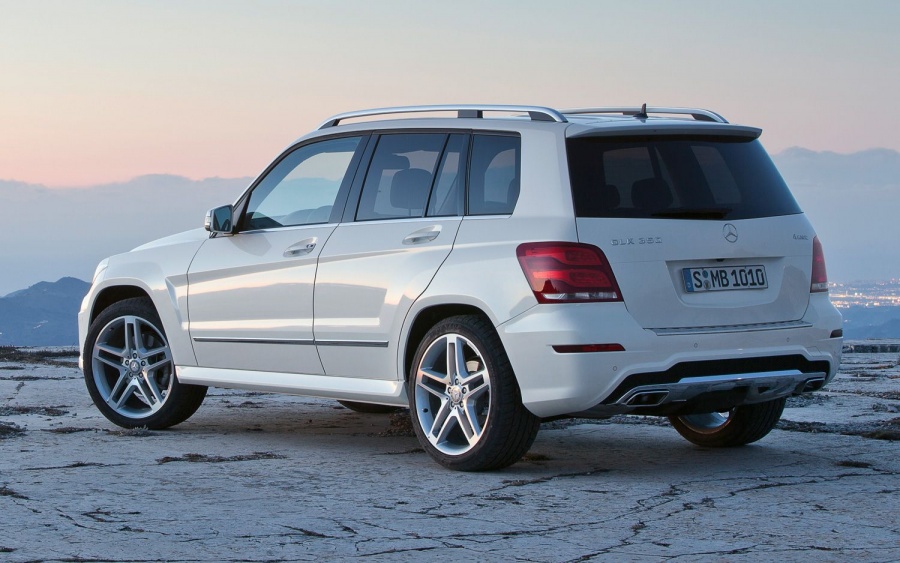 Name:  2013-Mercedes-Benz-GLK-rear-three-quarter-cliff.jpg
Views: 1242
Size:  165.4 KB