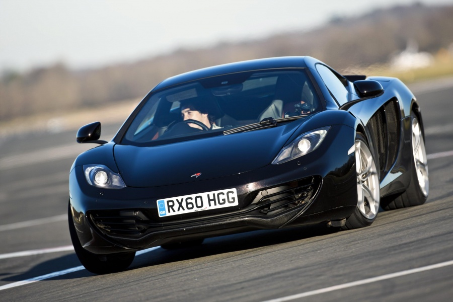 Name:  025_McLaren_GT_Drivers_12C_Feb2012.jpg
Views: 748
Size:  144.0 KB