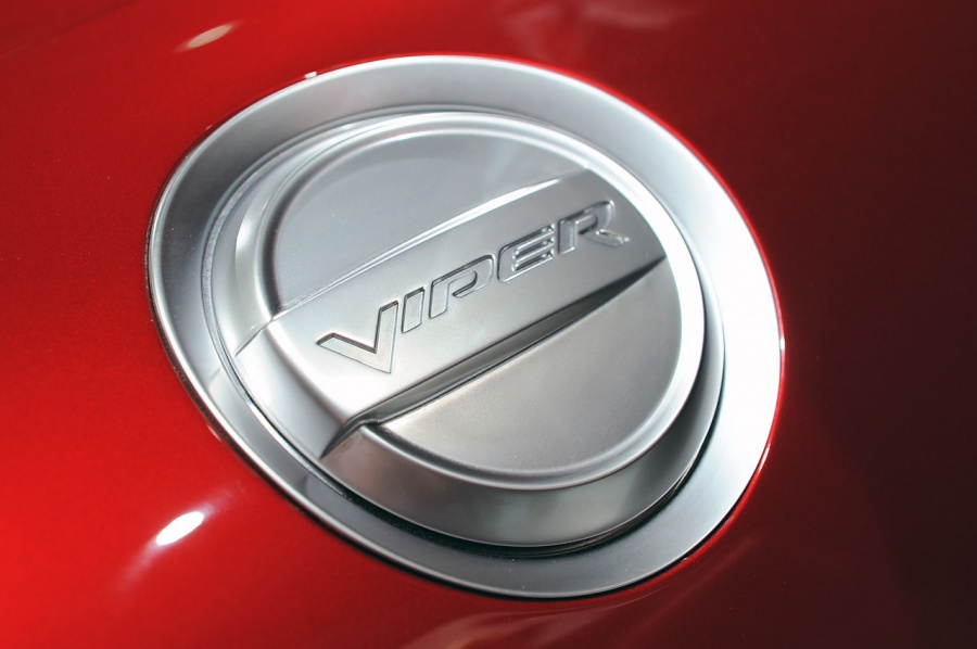Name:  24-2013-srt-viper-ny.jpg
Views: 614
Size:  114.4 KB