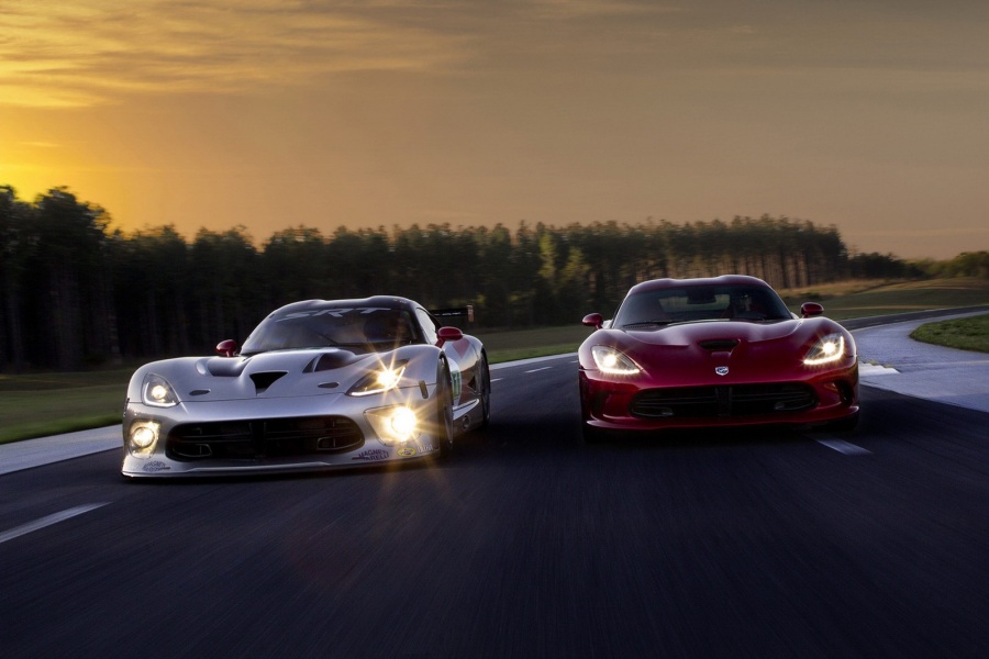 Name:  SRT Viper GTS-R 2013 (3).jpg
Views: 1081
Size:  120.7 KB