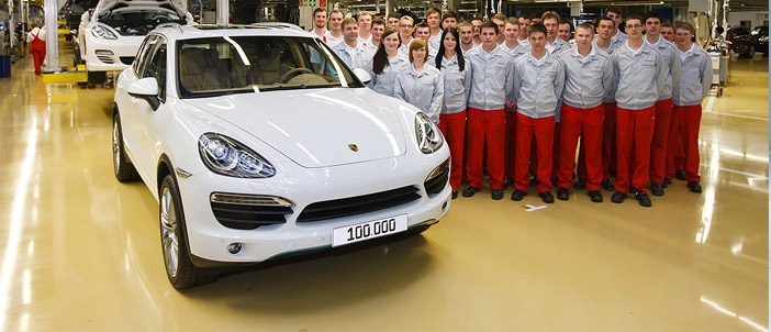 100,000th latest generation Porsche Cayenne rolls off production line