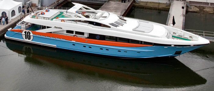 121-foot Megayacht en-Gulfed by Classic Racing Livery