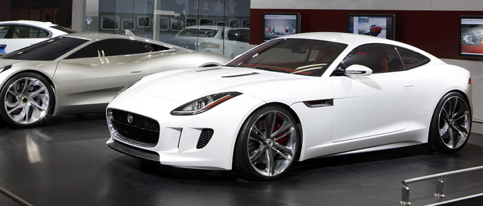 Jaguar Land Rover Makes Impressive Showing in New Delhi