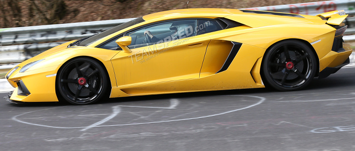 Lamborghini engineers spotted testing hotter Aventador at the Nürburgring